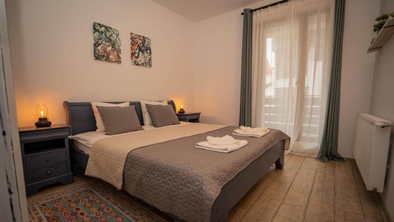Family Treez Premium Apartments โปยานาบราซอฟ ภายนอก รูปภาพ