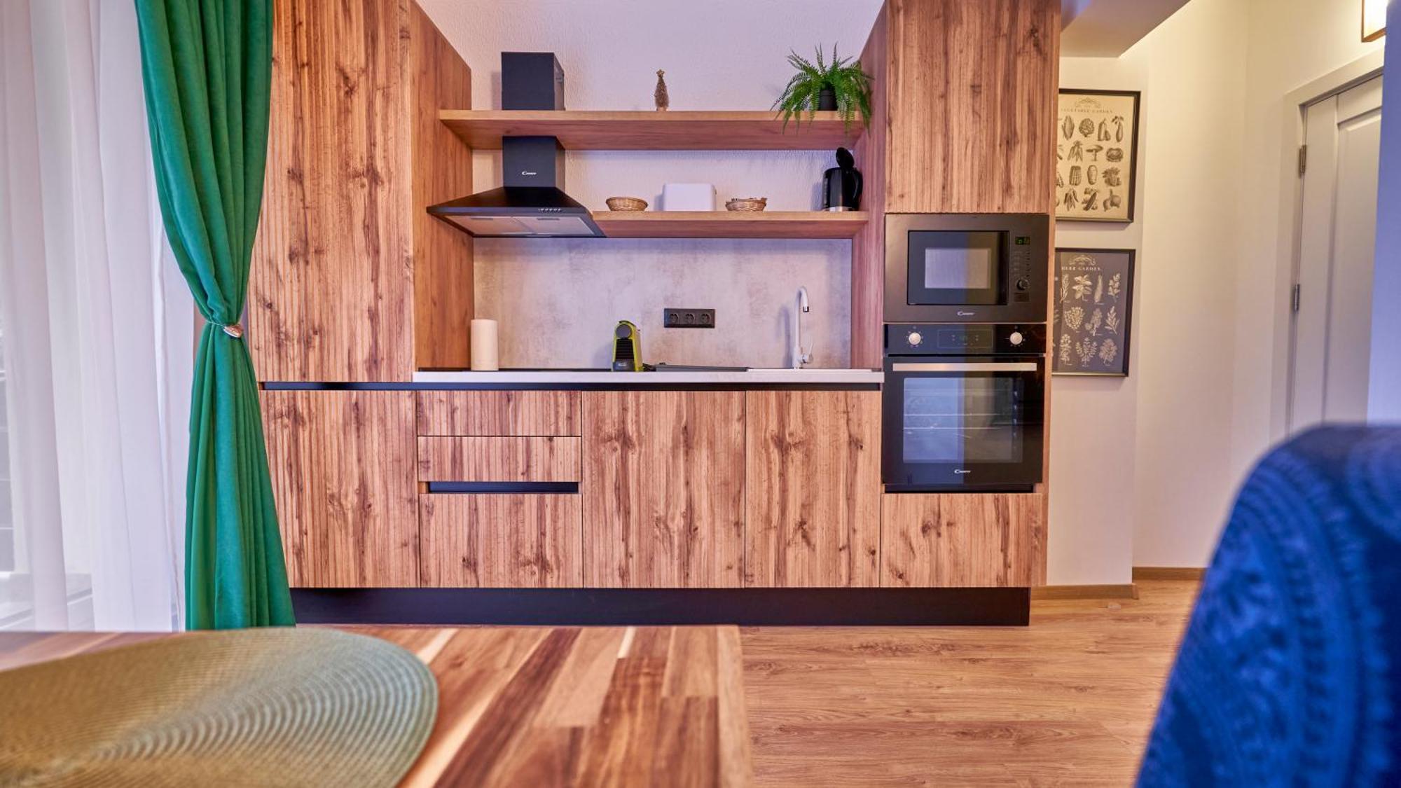 Family Treez Premium Apartments โปยานาบราซอฟ ภายนอก รูปภาพ