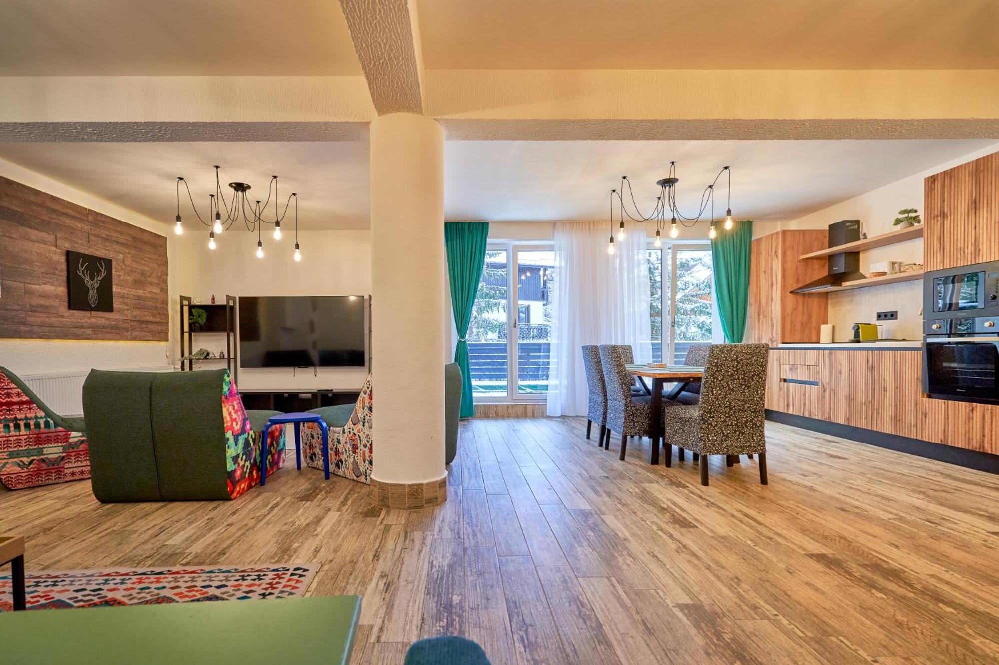 Family Treez Premium Apartments โปยานาบราซอฟ ภายนอก รูปภาพ